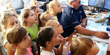 Przedszkolaki w komendzie