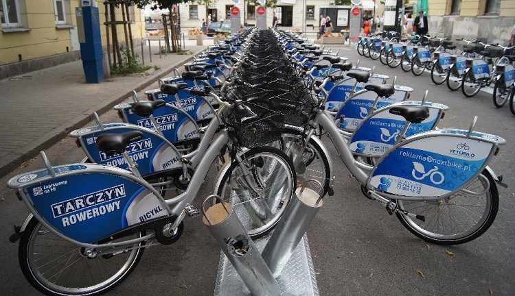 Auto w obecnych czasach – komu potrzebne?