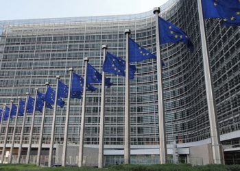 Poleć do Brukseli, wygraj smartfon! Świętujemy z Unią Europejską