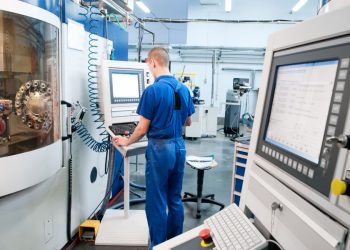 Maszyny CNC i obróbka skrawaniem