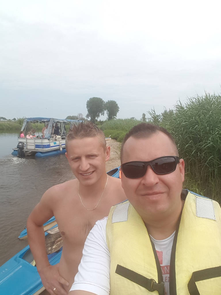 Policjanci na kajakach. Zobacz zdjęcia