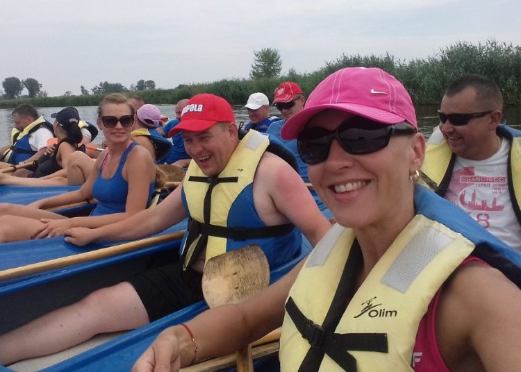 Policjanci na kajakach. Zobacz zdjęcia