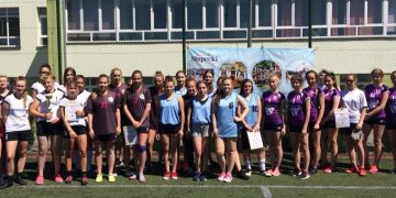 Piłkarki z Ekonomika najlepsze w powiecie