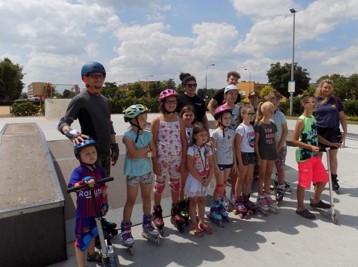 Spotkanie miłośników deskorolki i rolek