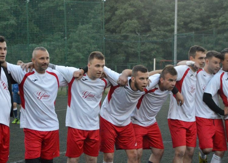 Nocne granie pod koniec wakacji