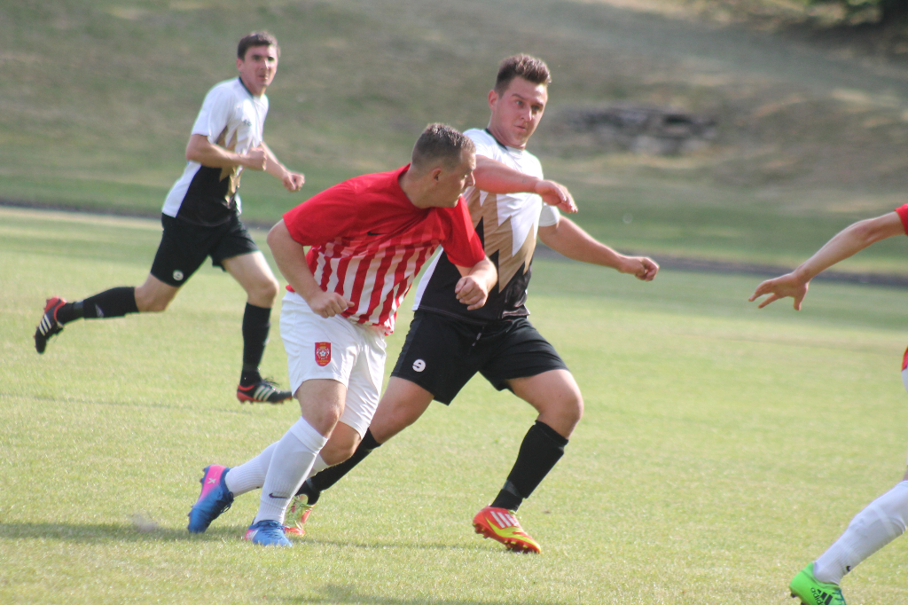 Bramka samobójcza ustawiła derby. FOTO