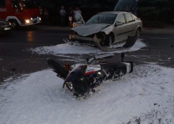 Wypadek przy Lidlu. Znamy stan motocyklisty