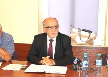 Obniżyli pensję burmistrzowi