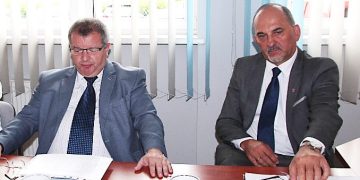 Chodniki po linii partii