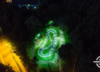 Pumptrack oświetlony