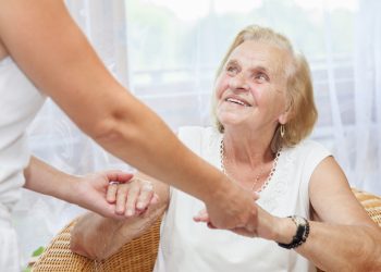 Praca opiekunki w Niemczech – najbardziej nurtujące pytania