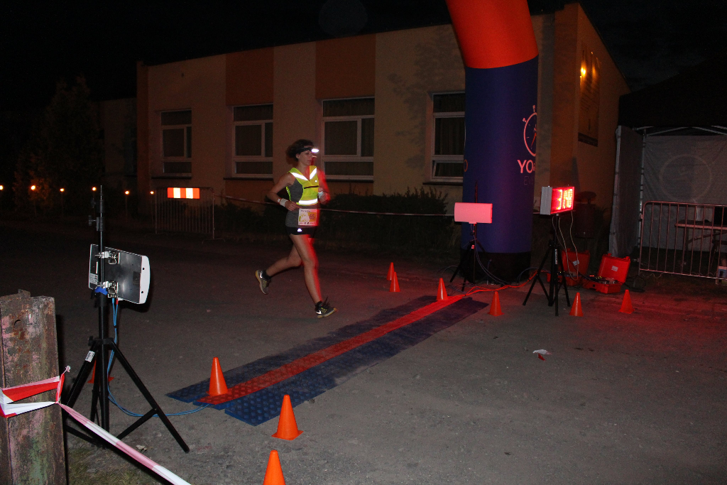 Nocą biegali po Kosewie ZDJĘCIA i WYNIKI