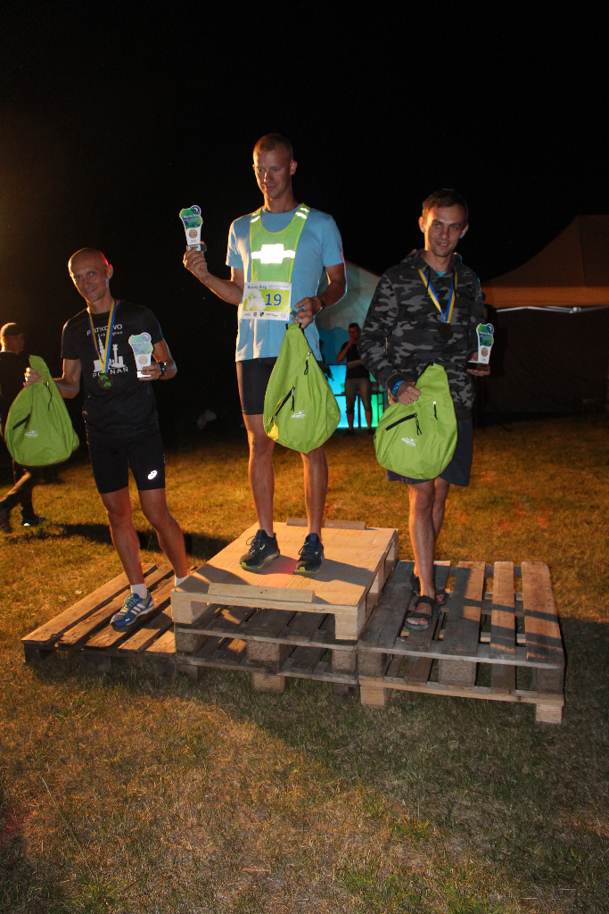 Nocą biegali po Kosewie ZDJĘCIA i WYNIKI