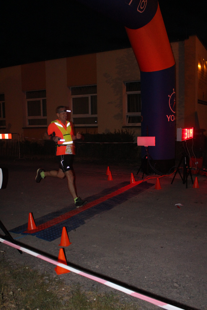 Nocą biegali po Kosewie ZDJĘCIA i WYNIKI