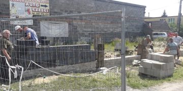 Wzięli sprawy w swoje ręce. Budują świetlicę