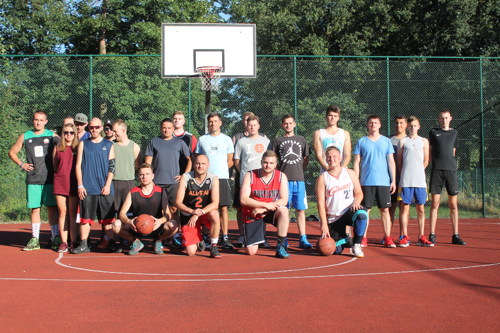 Wystartowała Wakacyjna Liga Streetball FOTO