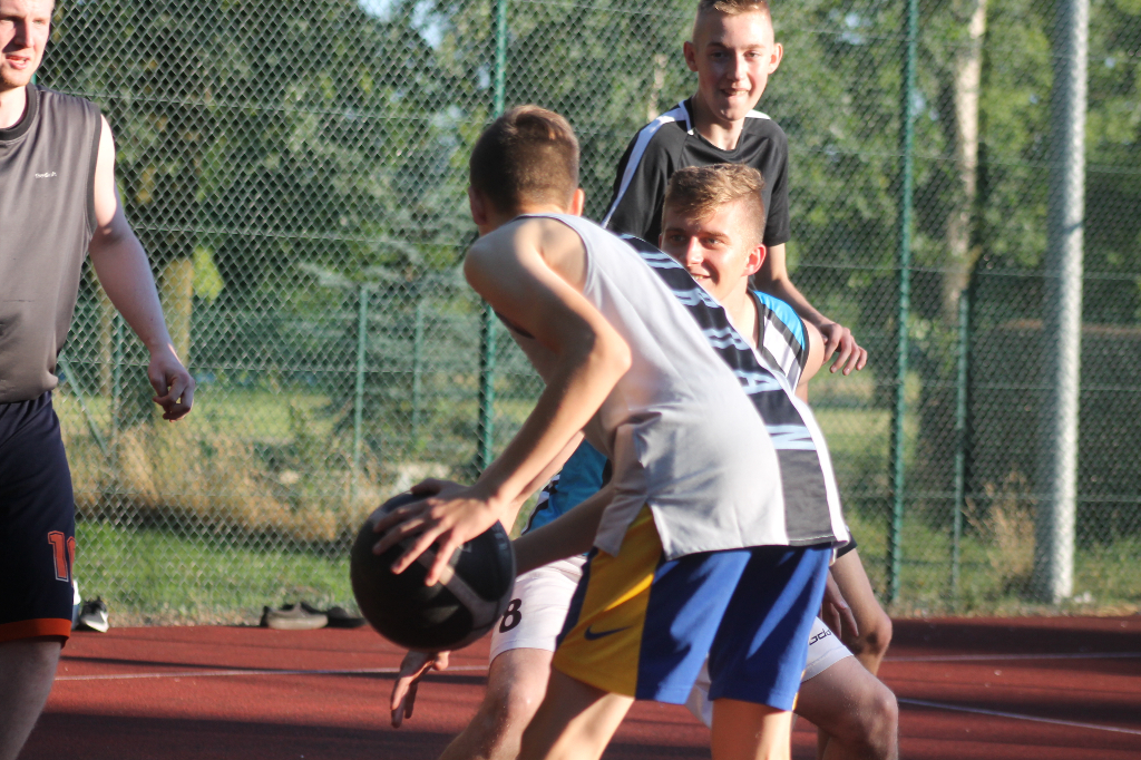 Wystartowała Wakacyjna Liga Streetball FOTO