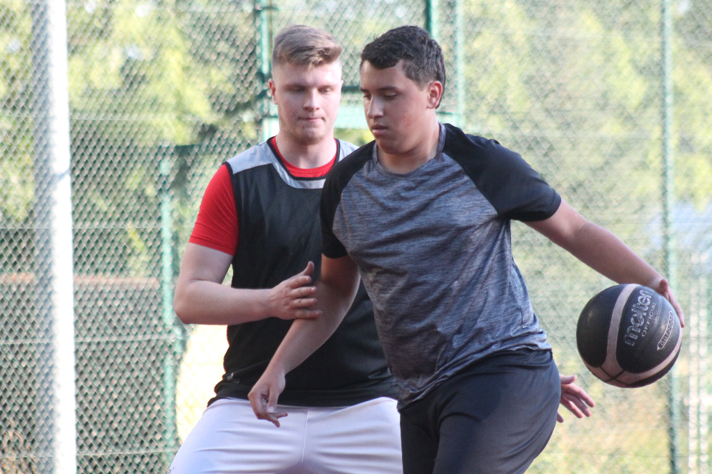 Wystartowała Wakacyjna Liga Streetball FOTO