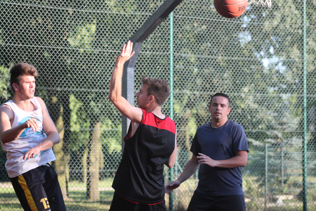 Wystartowała Wakacyjna Liga Streetball FOTO