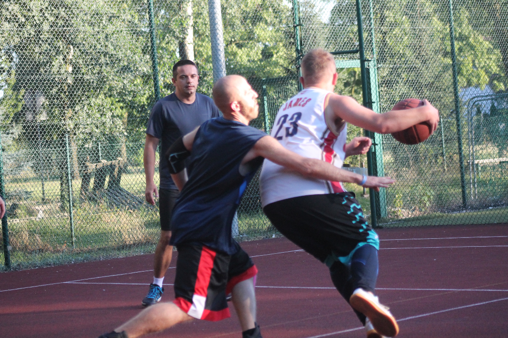 Wystartowała Wakacyjna Liga Streetball FOTO