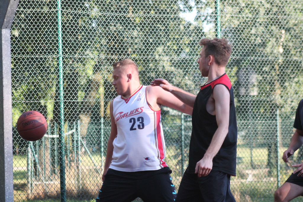 Wystartowała Wakacyjna Liga Streetball FOTO