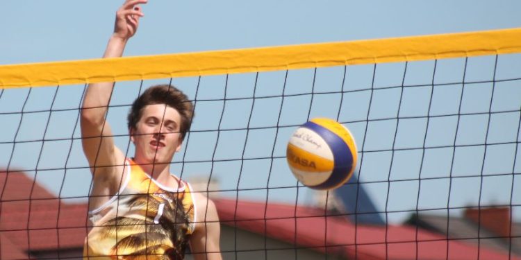 Przecierali szlaki. Pierwsze plażowe zmagania