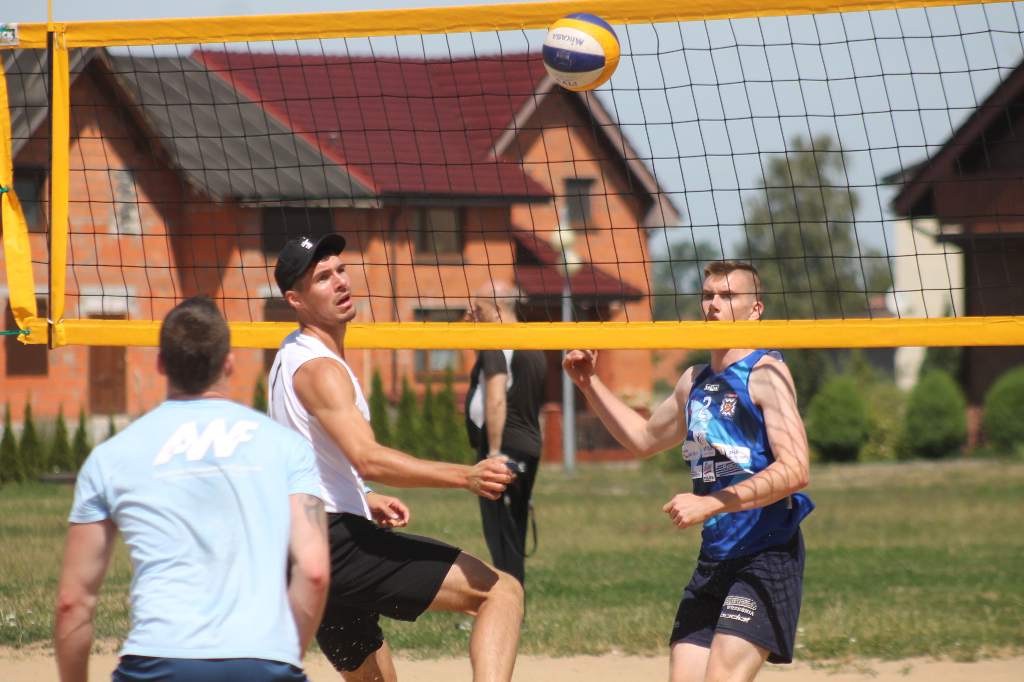 Przecierali szlaki. Pierwsze plażowe zmagania