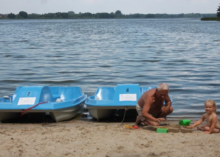 Kajakiem, łodzią, rowerem wodnym