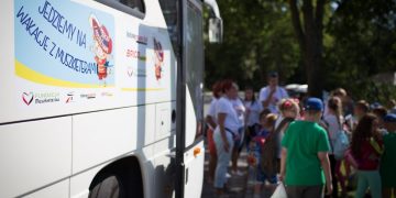 Pojadą na wakacje z muszkieterami