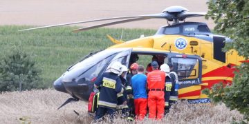 Poważny wypadek w Przybrodzinie. Film z akcji ratunkowej