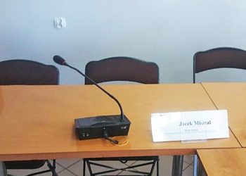 Wnioskował o sesję i pojechał na urlop