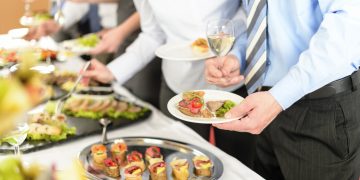 Obiady czwartkowe, czyli inspirujące rozmowy przy pysznym jedzeniu