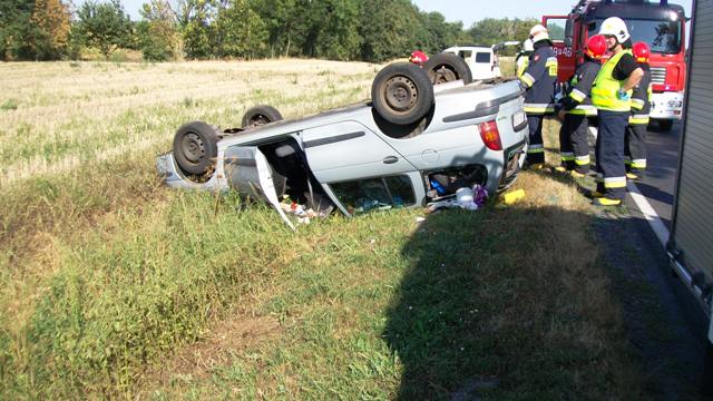 Samochód dachował na K92 ZDJĘCIA