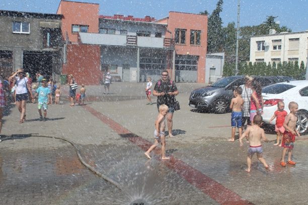 Super zabawa u strażaków ZDJĘCIA