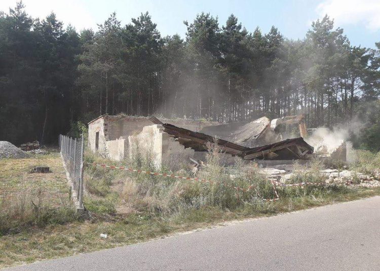 Zawaliła się remiza