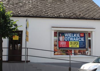 Nowy market w Lądku