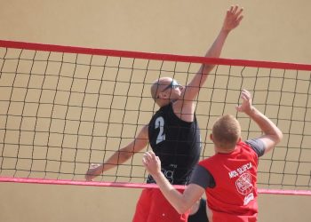 Zapraszają na plażówkę do Cienina