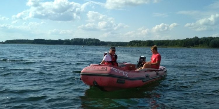 Ratują pożyczonym sprzętem