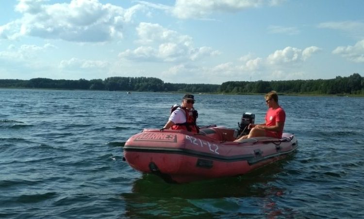 Ratują pożyczonym sprzętem