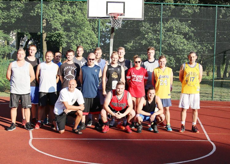 Półmetek rozgrywek Wakacyjnej Ligi Streetball