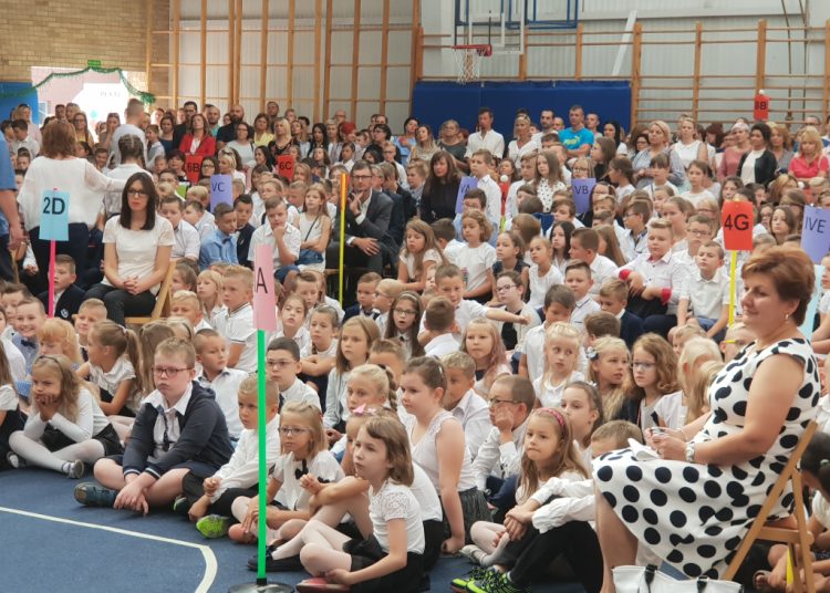 Trójka rozpoczęła rok szkolny [FILM]