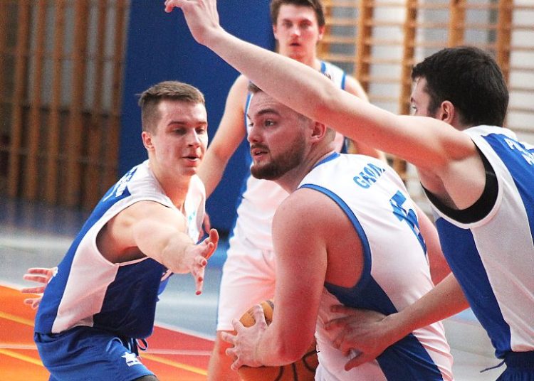 Zaprezentuj swoje koszykarskie umiejętności