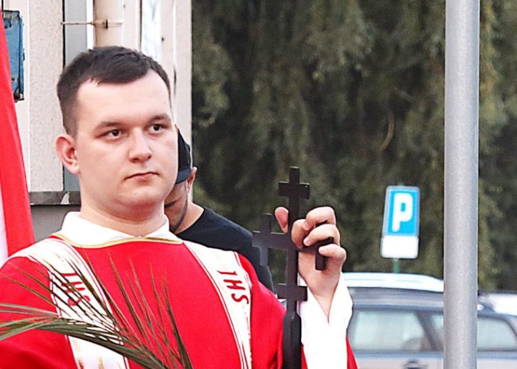 Kamil wstąpił do seminarium. Zostanie księdzem