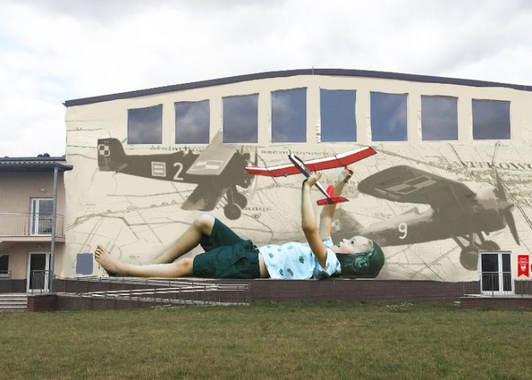 Na szczycie hali ma powstać mural