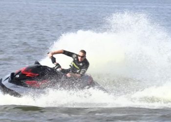 Słupczanie pożegnali lato nad jeziorem FILM