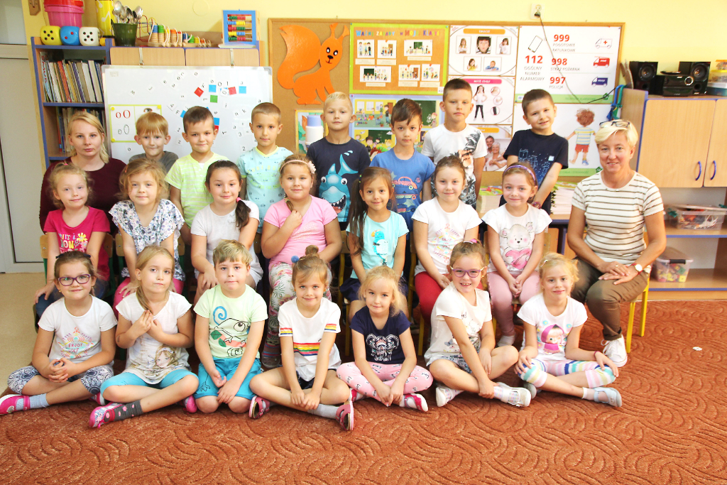 Przedszkolaki z Misia ZDJĘCIA GRUPOWE