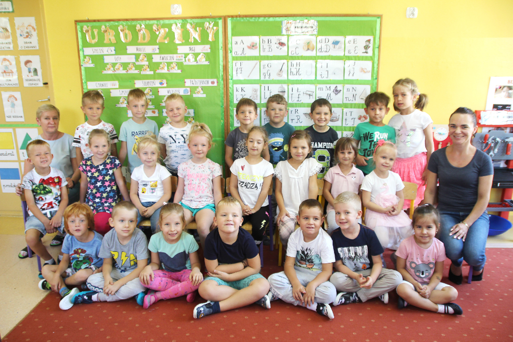 Przedszkolaki z Misia ZDJĘCIA GRUPOWE