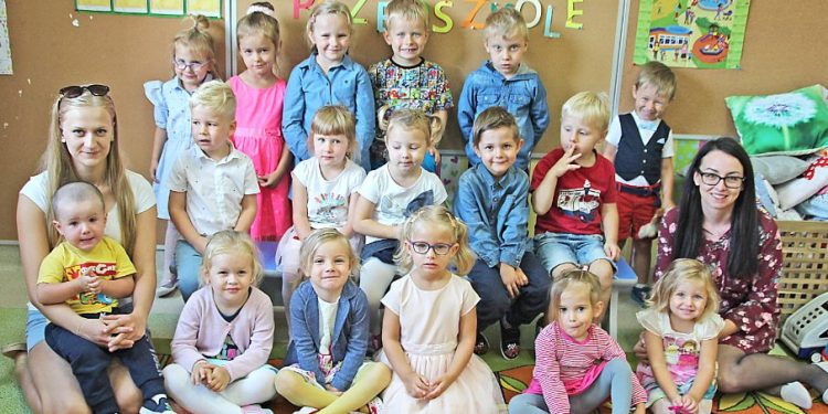 Przedszkolaki z Misia Uszatka ZDJĘCIA GRUPOWE