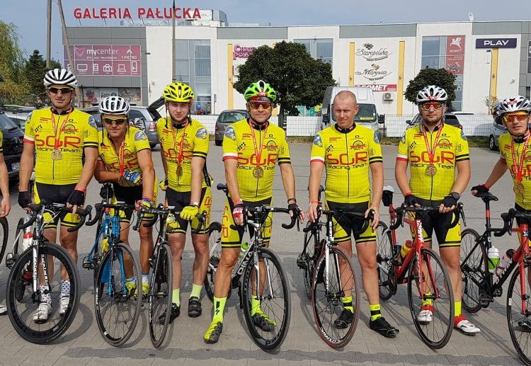 Mimo ciężkich warunków ukończyli Pałuki Tour