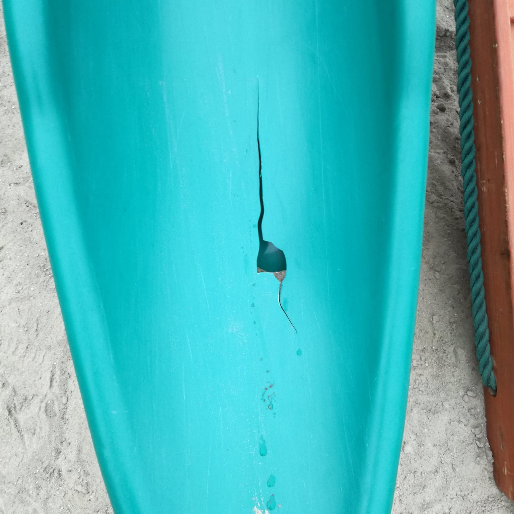 Wandale na placach zabaw. Prezes apeluje do policji